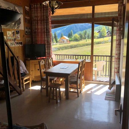 Appartement Au Pied Des Pistes Puy-Saint-Vincent Exterior foto