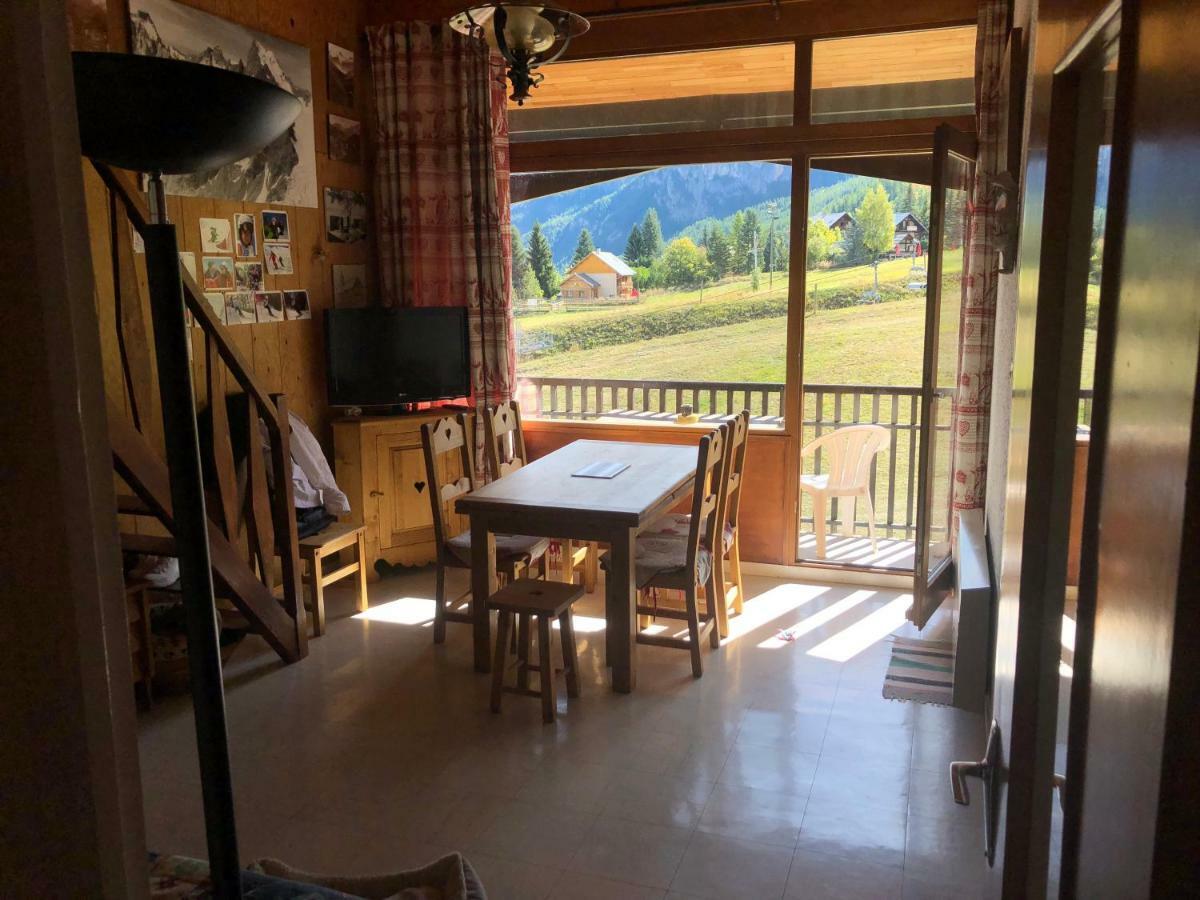 Appartement Au Pied Des Pistes Puy-Saint-Vincent Exterior foto